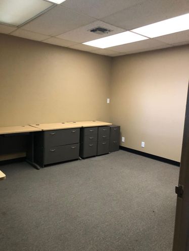 4361 Caterpillar Rd, Redding, CA 96003